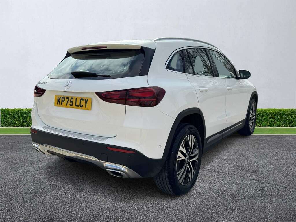 Mercedes-Benz GLA Class Gla 200D Sport Executive KP75LCY White #5