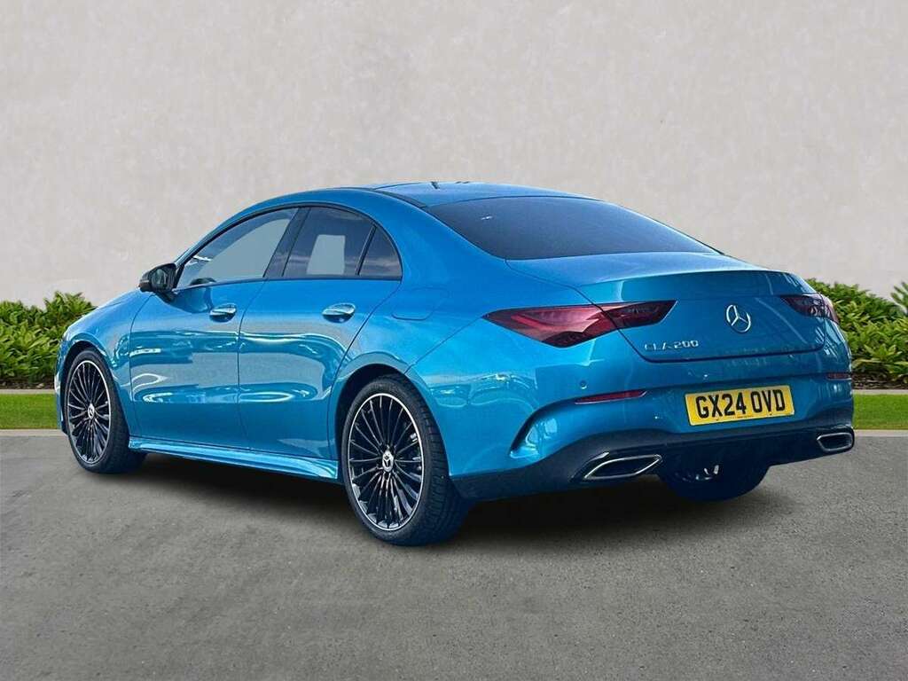 Mercedes-Benz CLA Class Cla 200 Amg Line Premium Plus Tip Blue #2