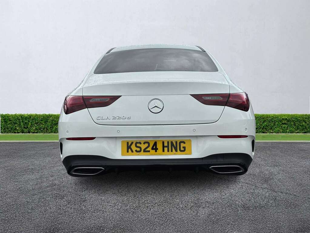 Mercedes-Benz CLA Class Cla 220D Amg Line Premium Plus Tip White #4