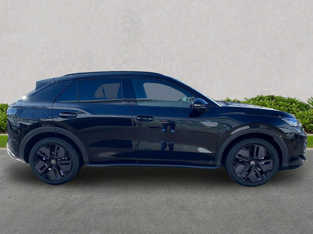 Volkswagen T-Roc 1.5 Etsi 150 R-line Dsg LD26XXC Black #3