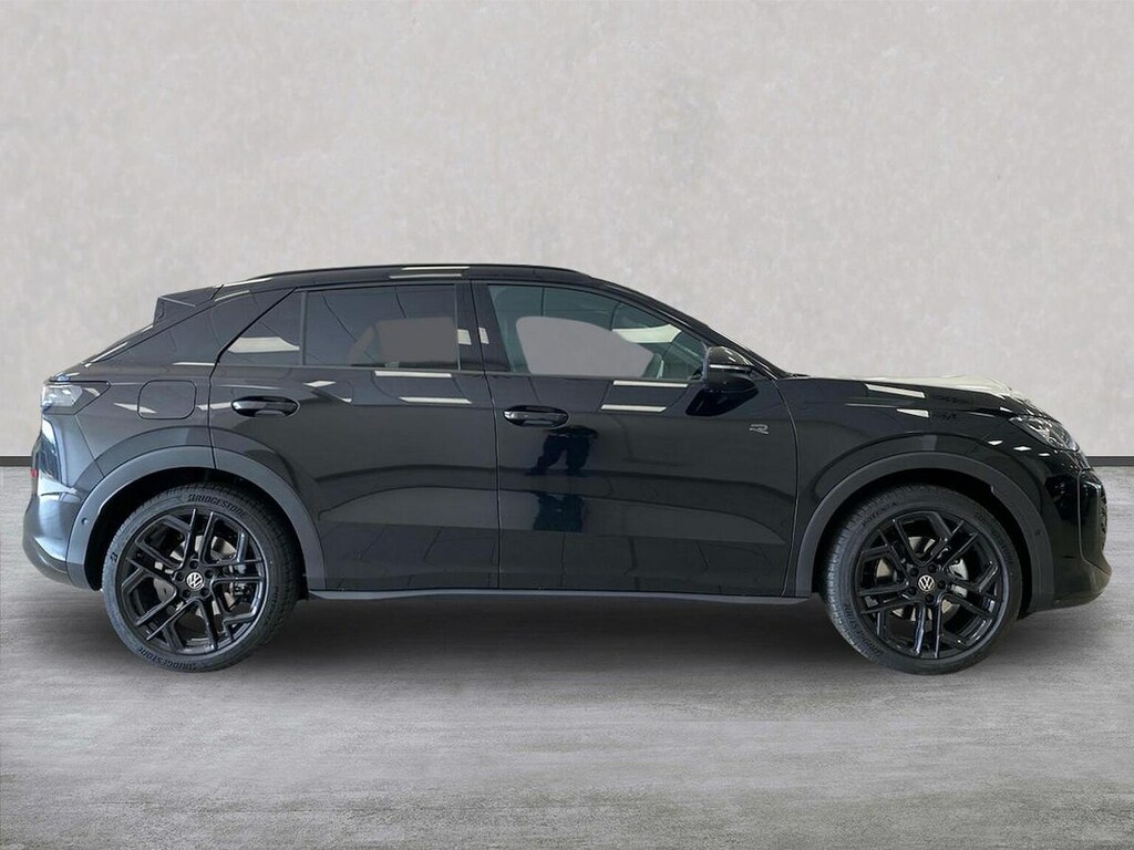 Volkswagen T-Roc 1.5 Etsi 150 R-line Dsg NA26GBX Black #3