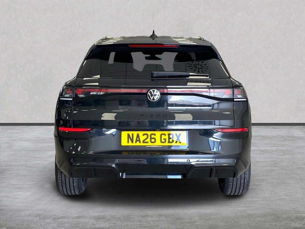 Volkswagen T-Roc 1.5 Etsi 150 R-line Dsg NA26GBX Black #4