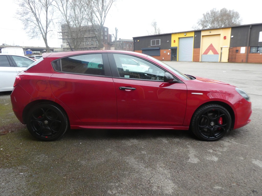 Alfa Romeo Giulietta 1.6 Jtdm-2 120 Speciale Start Stop Hatchback LK20GVP  #4