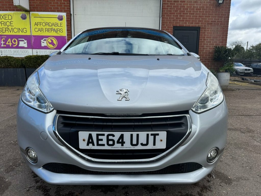 Peugeot 208 1.6L Feline Silver #2