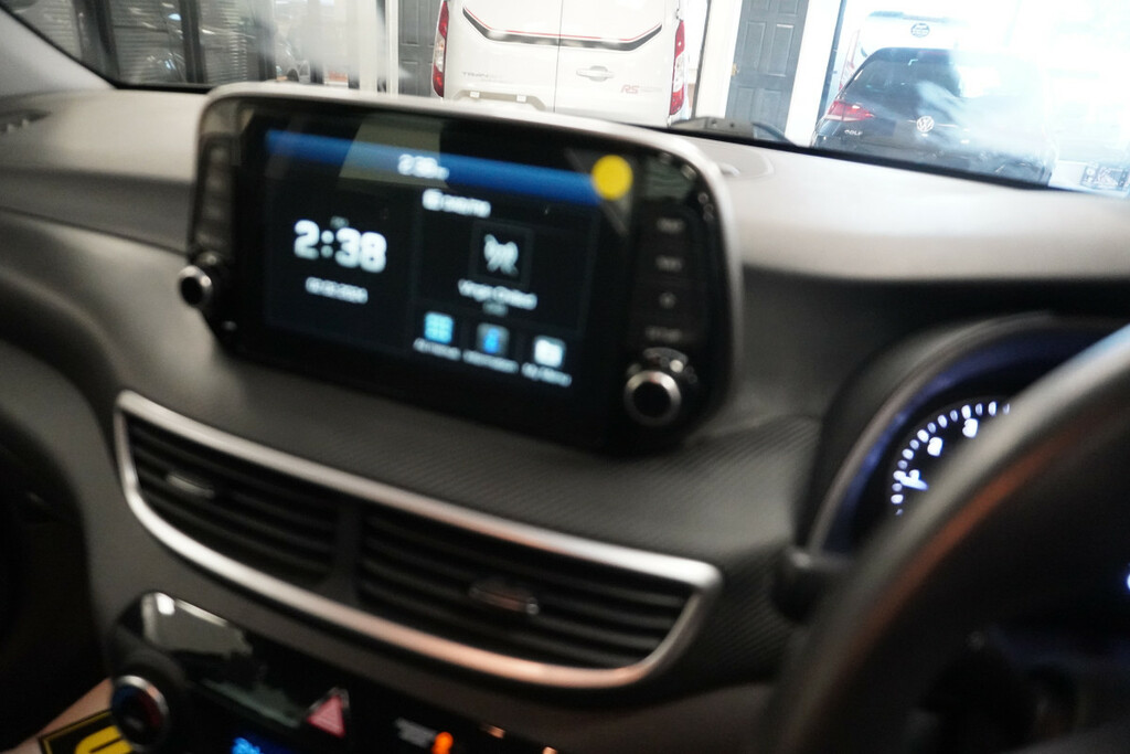 Hyundai Tucson 1.6 Gdi Se Nav XUI6249 Black #3