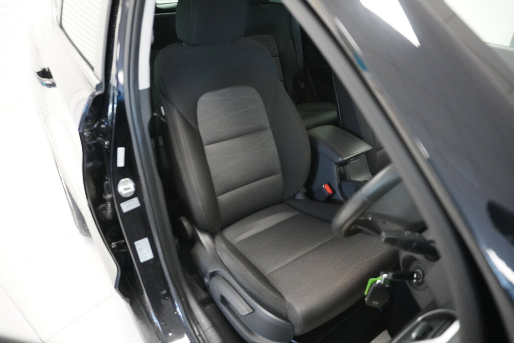 Hyundai Tucson 1.6 Gdi Se Nav XUI6249 Black #2