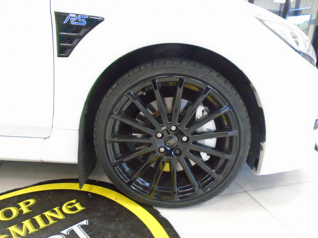 Ford Focus Rs SV10MHX White #6
