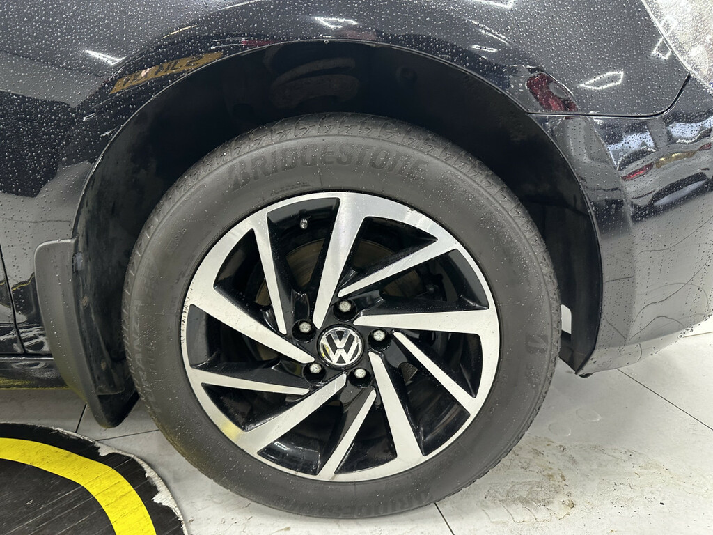 Volkswagen Golf 1.6 S Black #4