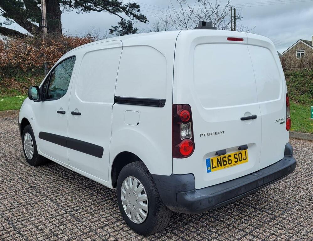 Peugeot E-Partner Se L1 White #5