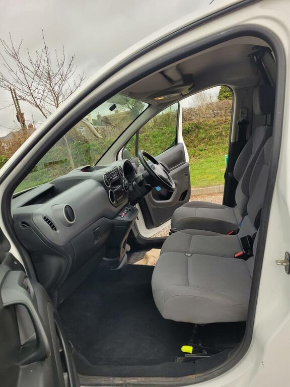 Peugeot E-Partner Se L1 White #14