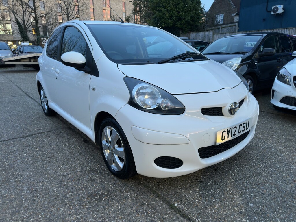 Toyota Aygo 1.0 Vvt-i Go 2012 White