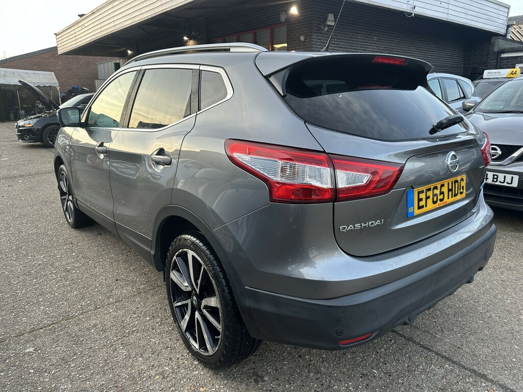 Nissan Qashqai 1.5 Dci Tekna 2015 EF65HDG Grey #3