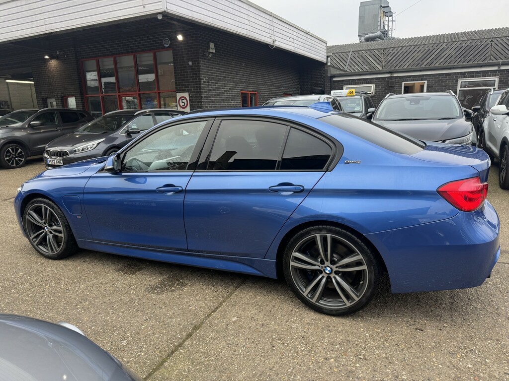 BMW 3 Series 2.0 330E M Sport Saloon 2017 YJ17NAY Blue #4
