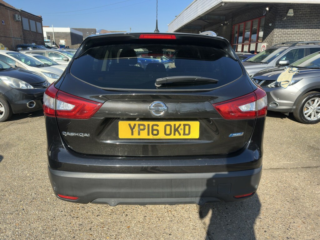 Nissan Qashqai 1.5 Dci N-connecta 2016 YP16OKD Black #6