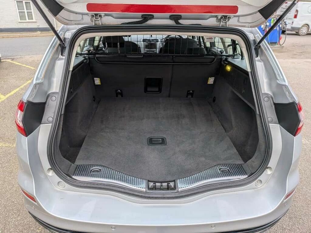 Ford Mondeo Titanium Tdci MF65UBP Silver #4