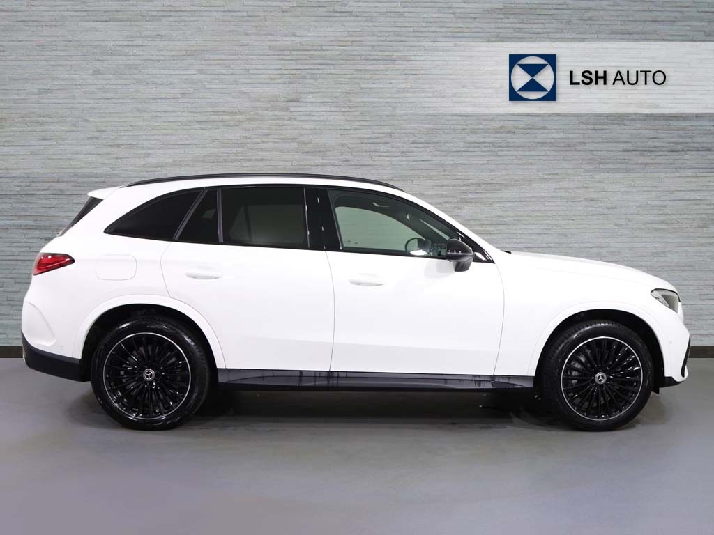 Mercedes-Benz GLC Class Glc 300E 4Matic Urban Edition 9G-tronic MM75EVC White #3