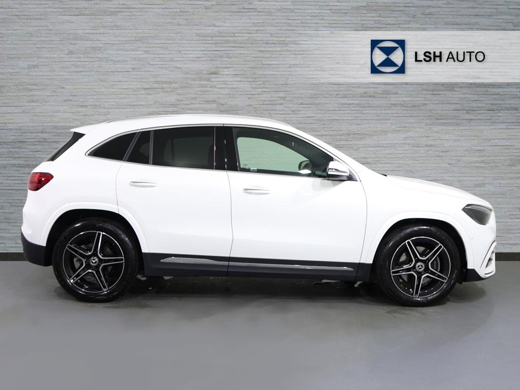 Mercedes-Benz GLA Class Gla 200 Amg Line Executive PK75XEF White #3
