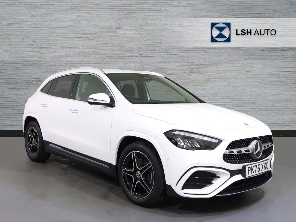 Mercedes-Benz GLA Class Gla 200 Amg Line Executive White
