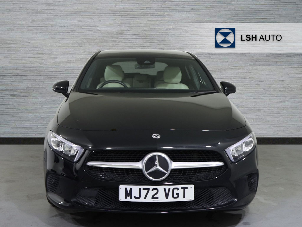 Mercedes-Benz A Class A180 Sport Executive MJ72VGT Black #4