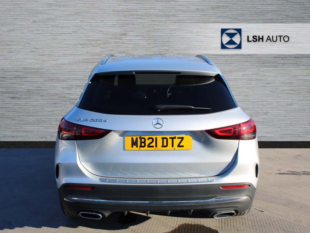 Mercedes-Benz GLA Class Gla 200D Amg Line Silver #5