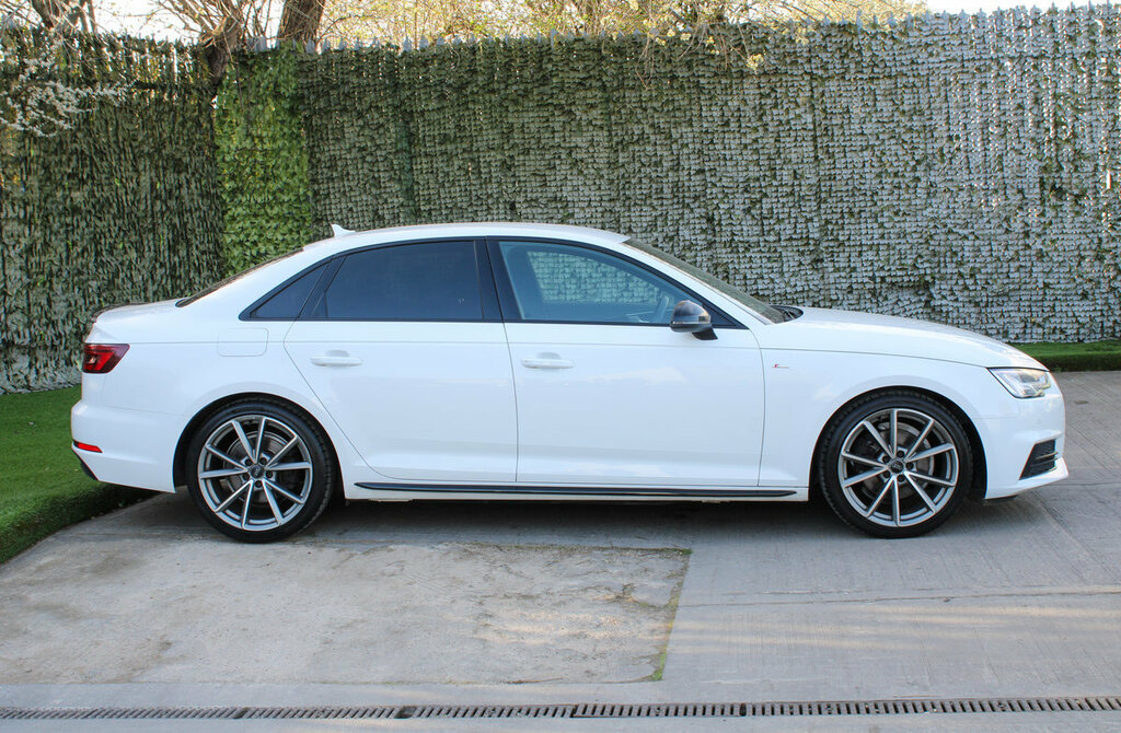 Audi A4 S Line Black Edition AK18MYM #3