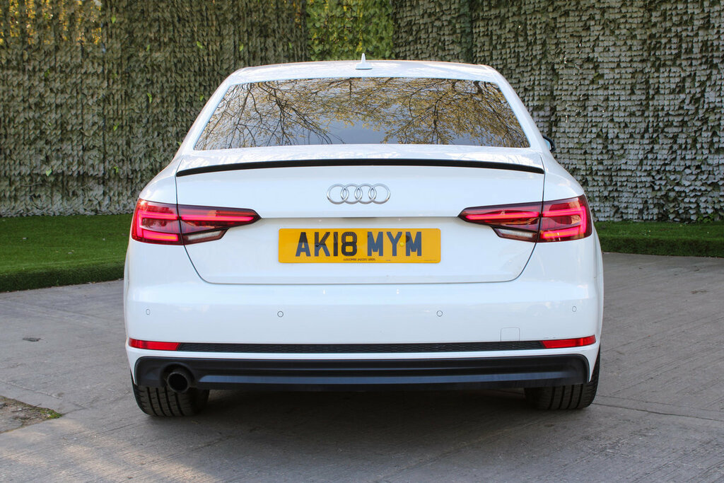 Audi A4 S Line Black Edition AK18MYM #5