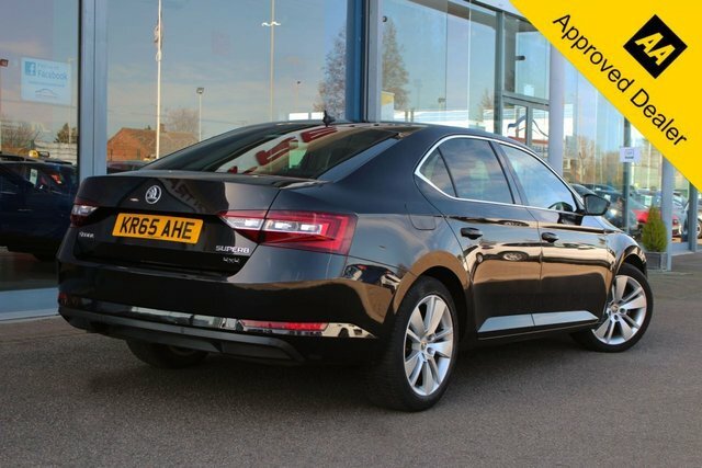 Skoda Superb 2.0 Tdi Se L Executive Hatchback Dsg Au Black #3