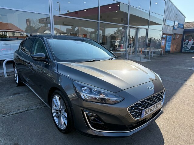 Ford Focus Hatchback BK69XHT Grey #2