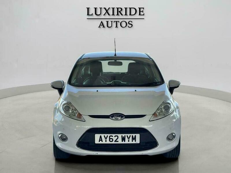 Ford Fiesta 1.4 Zetec White #4