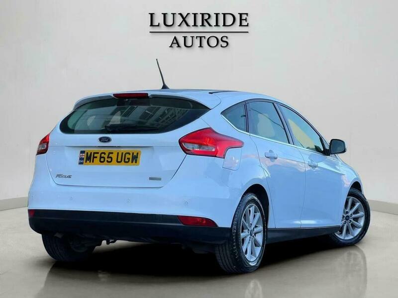 Ford Focus 1.0T Ecoboost Titanium Euro MF65UGW White #2