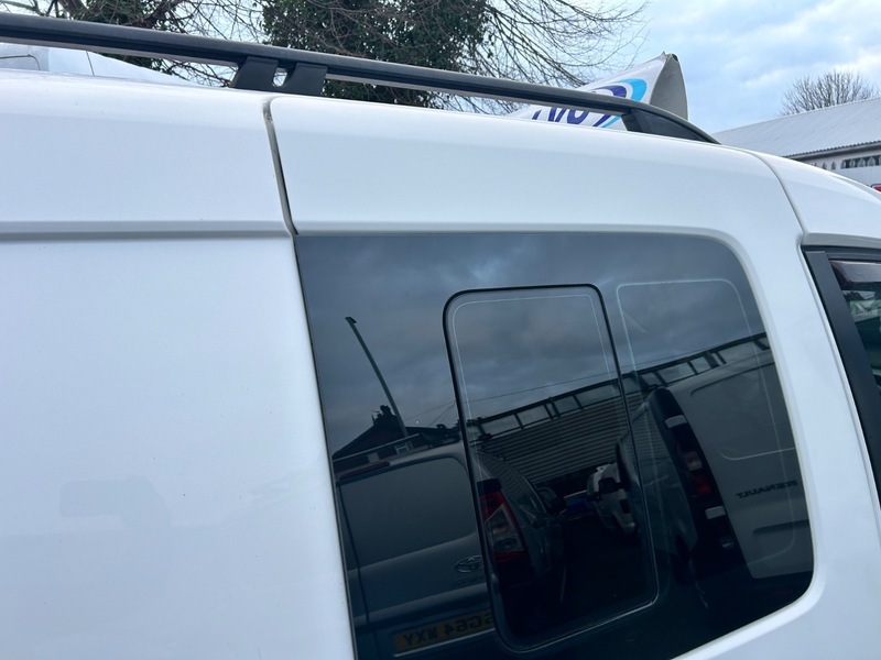 Volkswagen Caddy Camper C20 Tdi Startline White #7