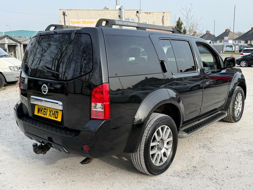 Nissan Pathfinder Tekna Dci Black #9