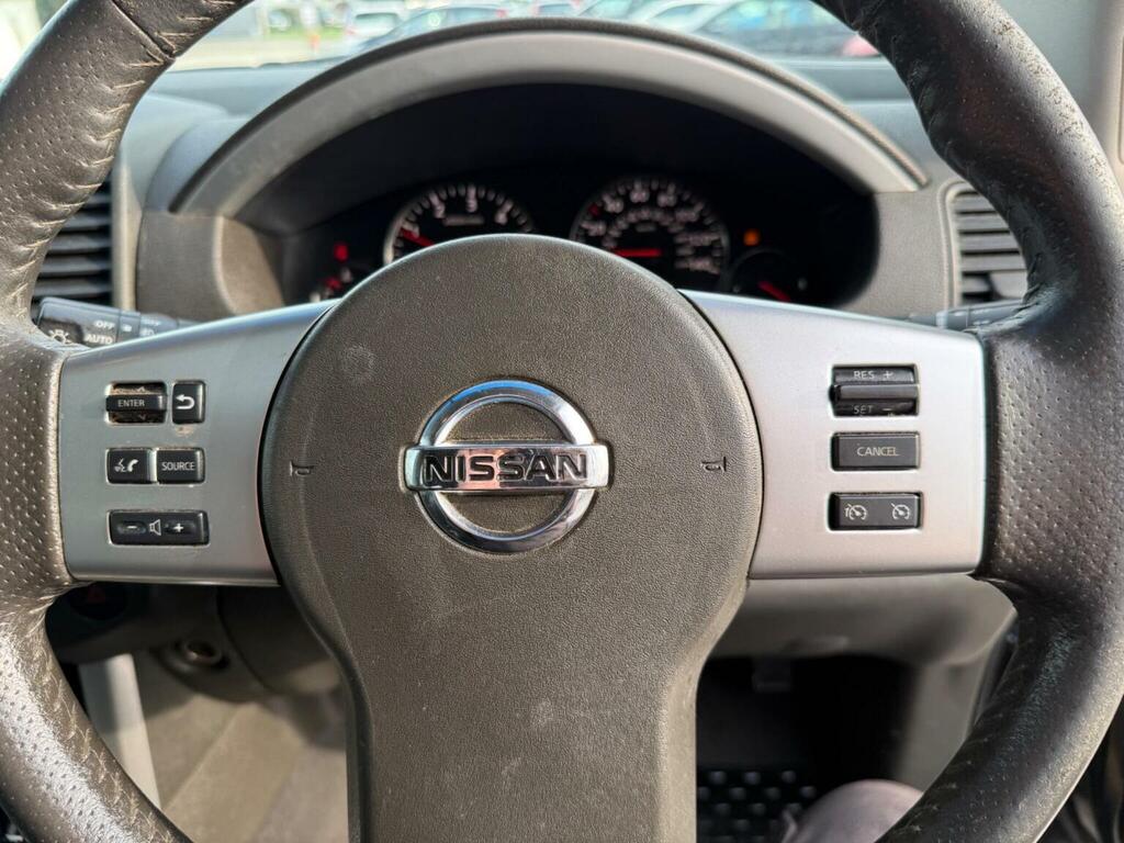 Nissan Pathfinder Tekna Dci Black #33