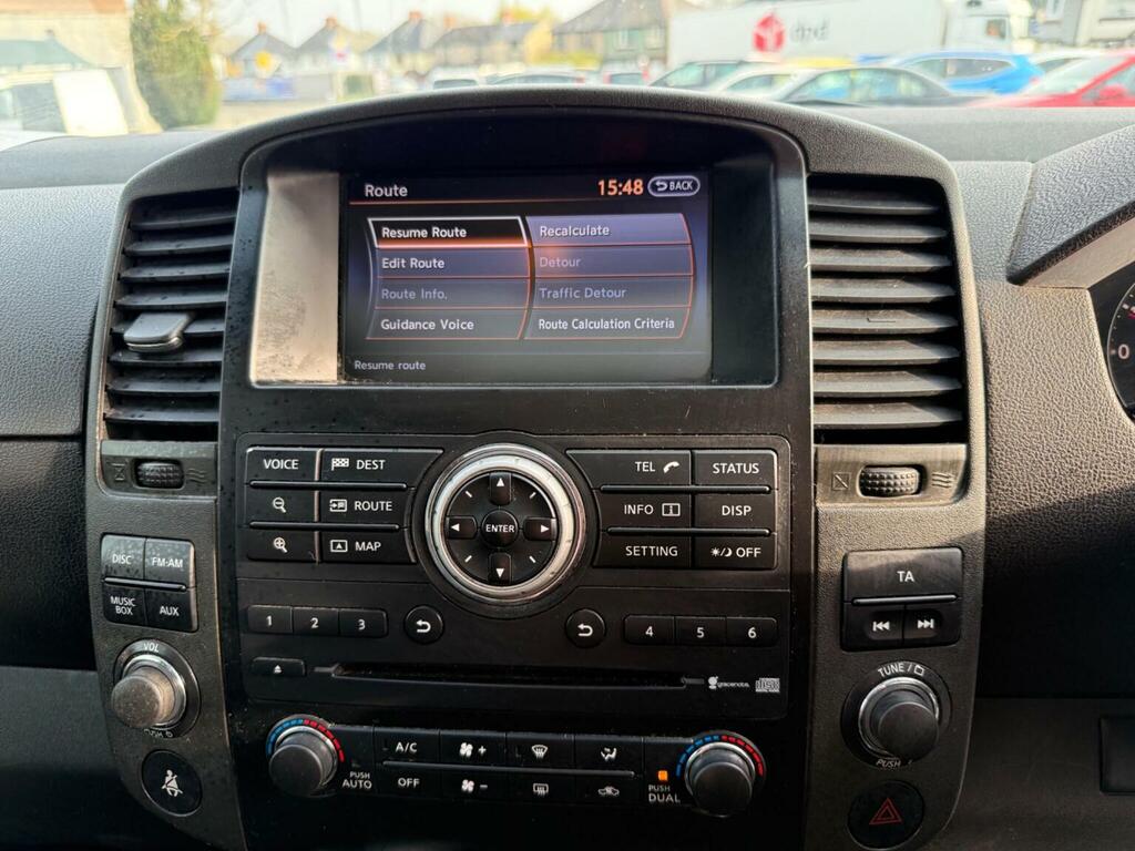 Nissan Pathfinder Tekna Dci Black #26