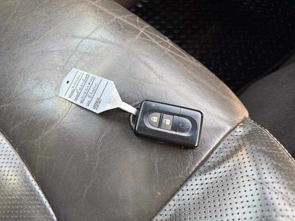 Nissan Pathfinder Tekna Dci Black #39