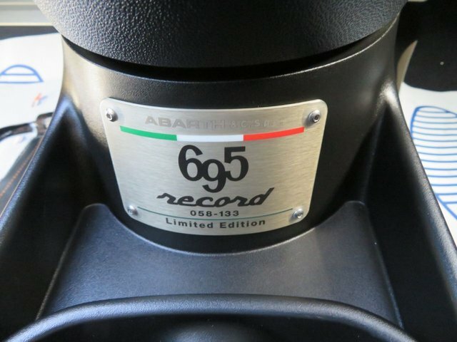 Abarth 695 2016 1.4 T-jet Biposto Record Edition Hatchback Yellow #2