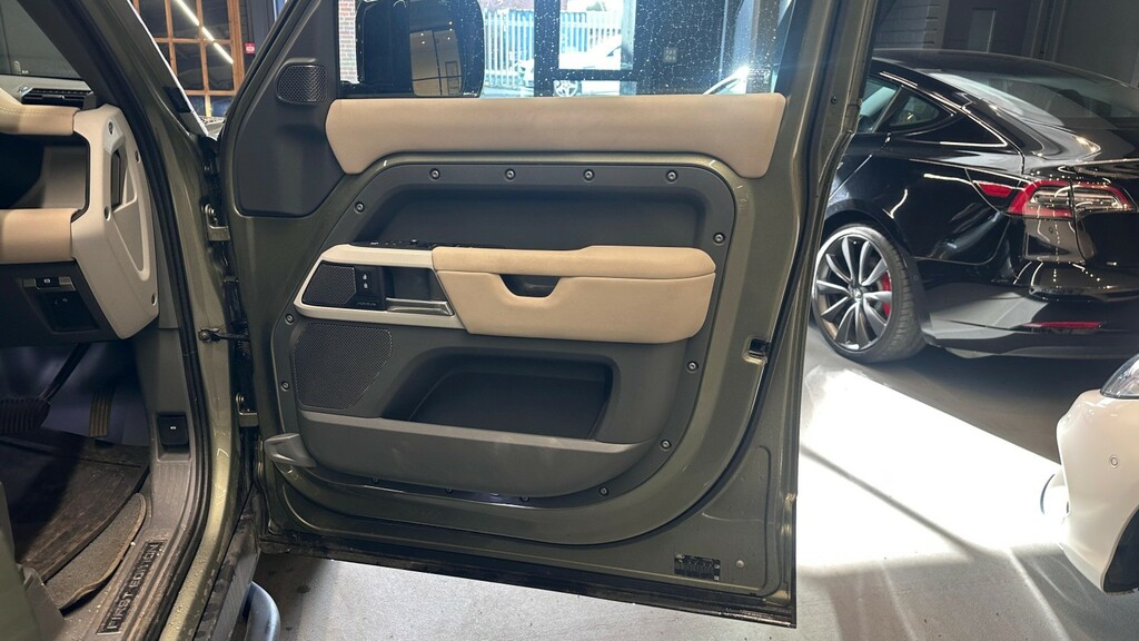 Land Rover Defender 110 Suv 3.0 D250 Mhev First Edition 202070 EO70AUL Green #6