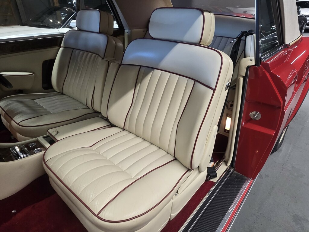 Rolls-Royce Corniche II 6.8 V8 Convertible Blue #54