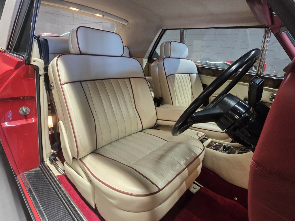 Rolls-Royce Corniche II 6.8 V8 Convertible Blue #42