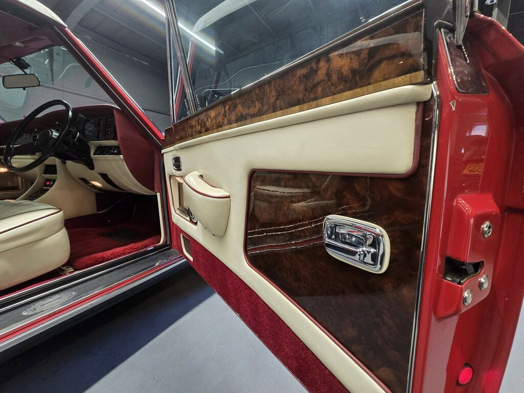 Rolls-Royce Corniche II 6.8 V8 Convertible Blue #51