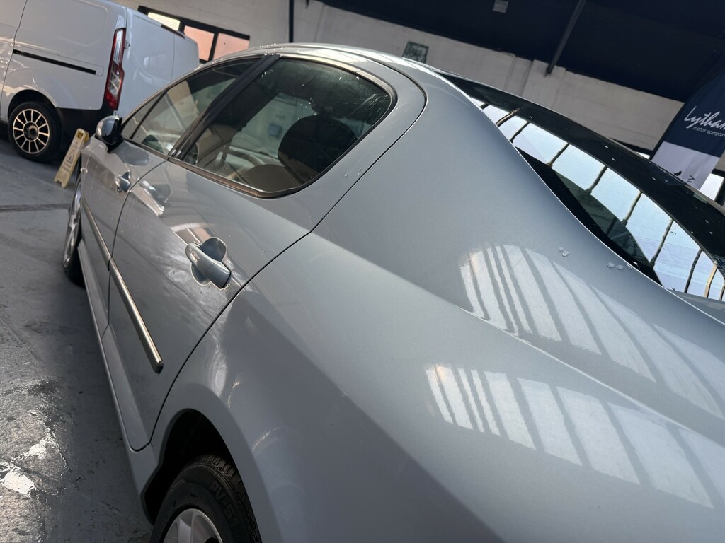 Peugeot 407 2.0 Hdi Executive Blue #9