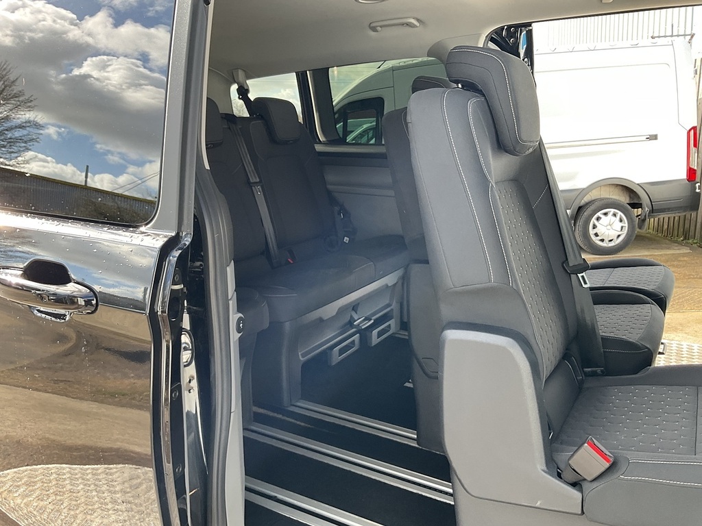 Ford Tourneo Custom 320 Ecoblue Titanium Euro 6 U7640 Ulez Black #3