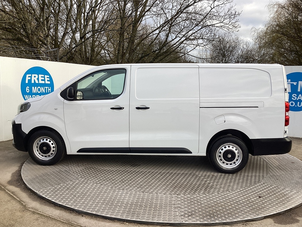 Vauxhall Vivaro Turbo D Prime Lwb L R A C Euro 6 U7870 Ulez DP24VFA White #6