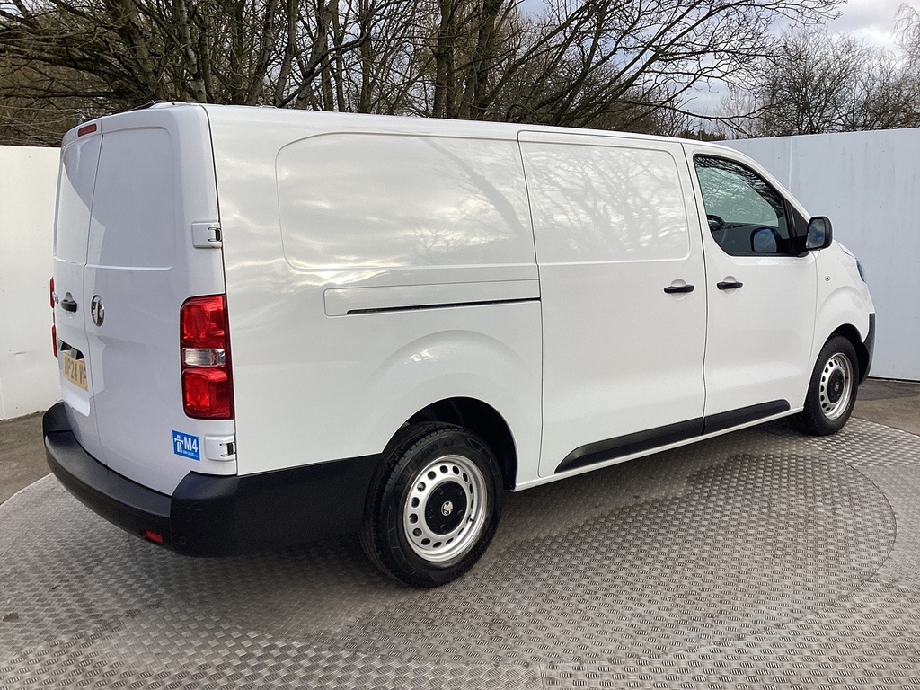 Vauxhall Vivaro Turbo D Prime Lwb L R A C Euro 6 U7870 Ulez DP24VFA White #3