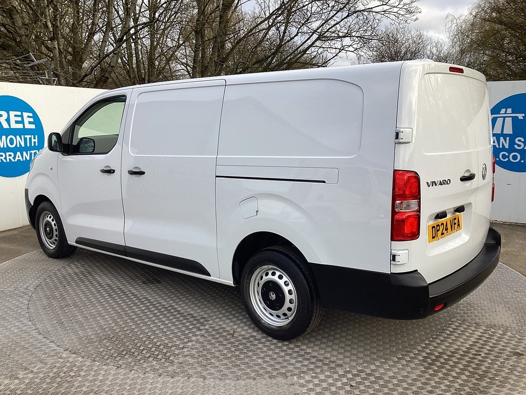 Vauxhall Vivaro Turbo D Prime Lwb L R A C Euro 6 U7870 Ulez DP24VFA White #5