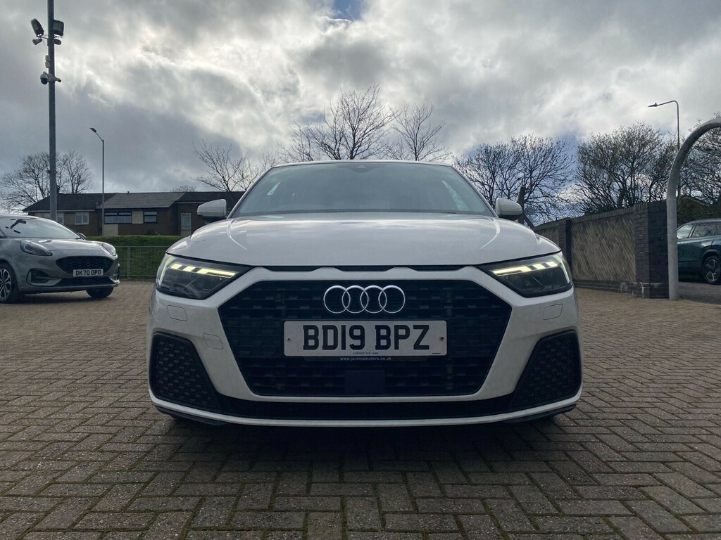 Audi A1 30 Tfsi Se BD19BPZ White #3