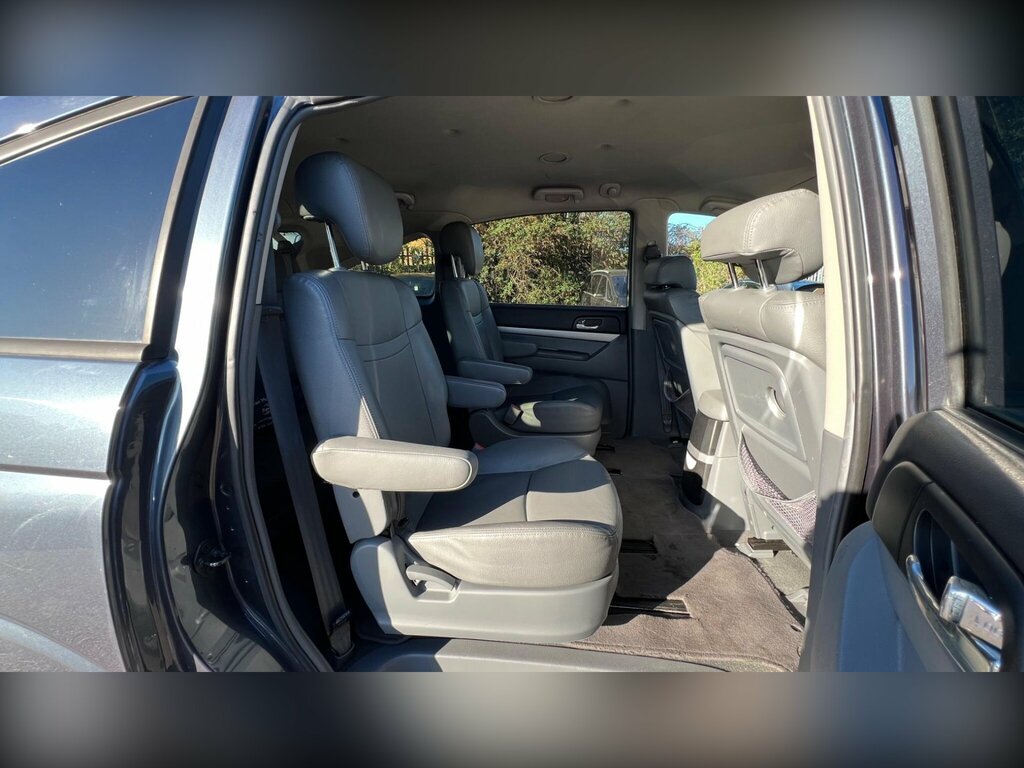 SsangYong Rodius Ex Red #27