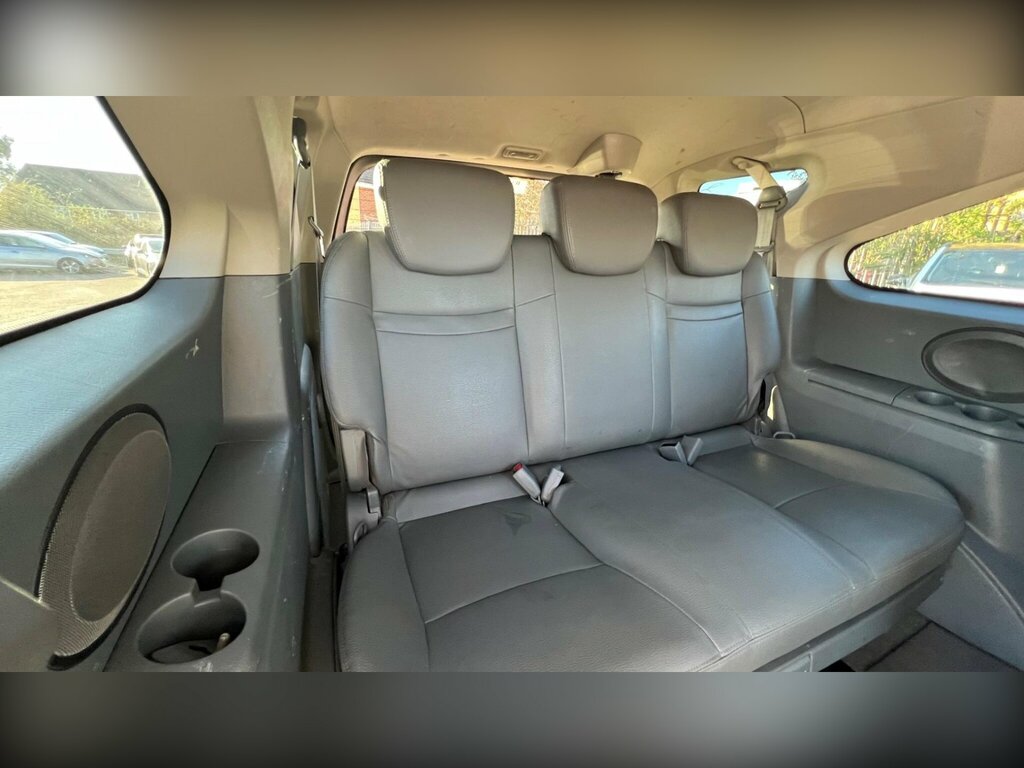 SsangYong Rodius Ex Red #26