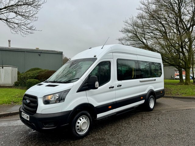 Ford Transit Custom 2023 2.0 460 Ecoblue Leader Minibus Double Cab White