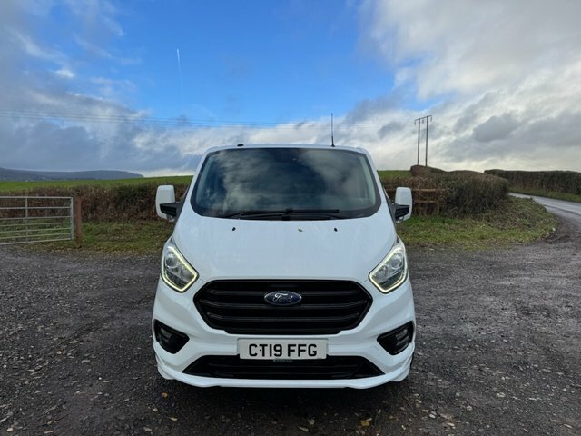 Ford Transit Custom 2019 2.0 300 Ecoblue Trend Panel Van Ma CT19FFG White #3